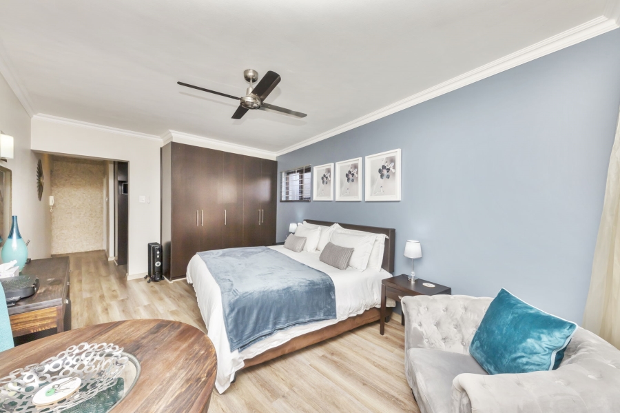 To Let 0 Bedroom Property for Rent in Green Point Western Cape